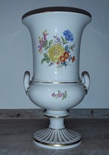 Meissener Porzellan - Pokal-Vase - florales Motiv & goldenes Dekor - 24,3cm hoch