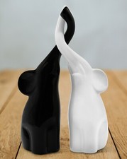 Süße Keramik Elefanten als