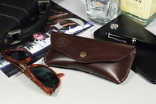 BRILLENETUI ROT BRAUN ORANGE BLAU GRÜN SCHWARZ RAY BAN STYLE ECHT HANDMADE LEDER
