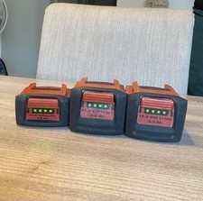 Hilti Akku 1 x 14,4 V 3,3 Ah /1 x 14 ,4V 3,3 Ah/ 1 x 14 ,4 V 1,6 Ah  3 Stück Top