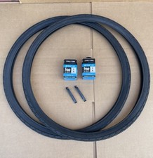 700 X 40C Bicycle All Black