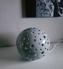 Kugellampe mit grauer Glasur -