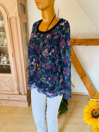 Shirt mit viel - , von