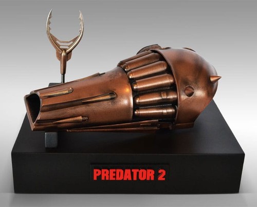 Predator life size - 2, life-size