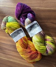 Sockenwolle handgefärbt 4-fädig 2 x 100g Strang