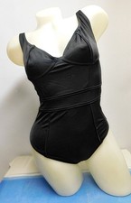 ASOS Badeanzug Gr.40  Cup 80 C  komplett gefüttert hoher Rücken