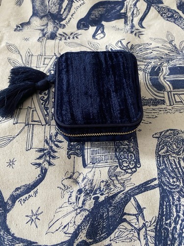Sézane navy blue jewelry case - blue,