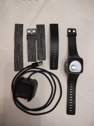 Fitbit versa spezial edition - fitbit,