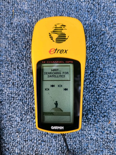 Garmin etrex handheld gps - etrex,