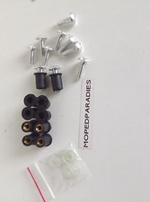 10 Stk M5 Verkleidungsschrauben Kawasaki Ninja ZX9R ZX9 Gummimutter A-Ware