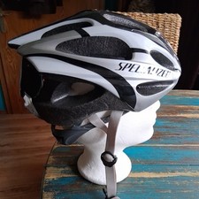 Specialized Fahrrad Helm