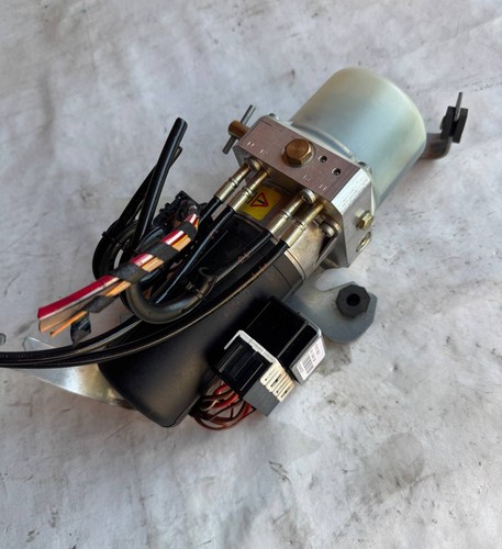 Beetle cabrio - vw,
