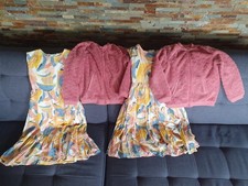 Bekleidung Mädchen Gr. 128 Zwillinge, schöne Kleider mit warmer Sweatjacke.