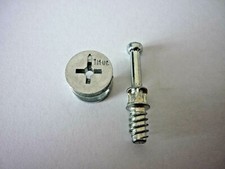 Nocken & Dübel Befestigungen