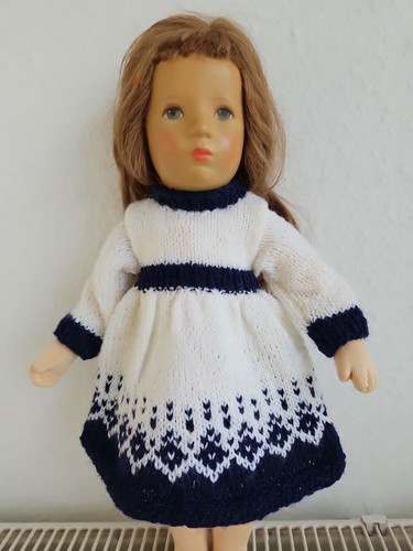 Gestricktes puppenkleid - gestricktes,