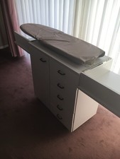 Nähschrank mit Bügelbrett  Klappbar  auf Rädern