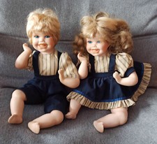 Sammlerpuppe  Paar  Geschwister  Porzellankopfpuppen  Vintage sitzend 27 cm