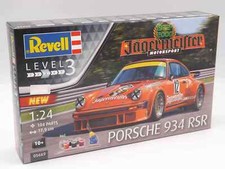 Revell 05669 Porsche 934 RSR