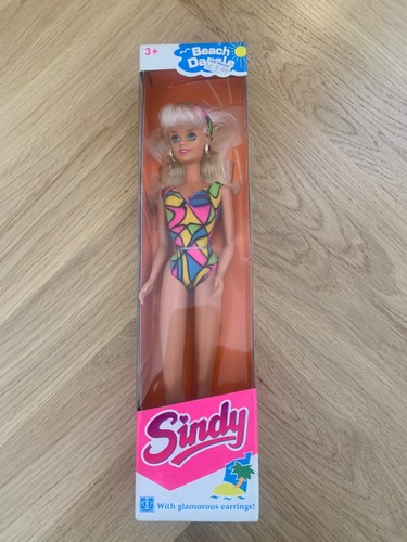 Sindy beach dazzle hasbro - beach, nrfb