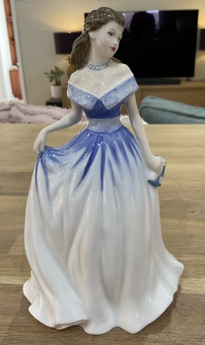 Royal doulton figurine - royal,