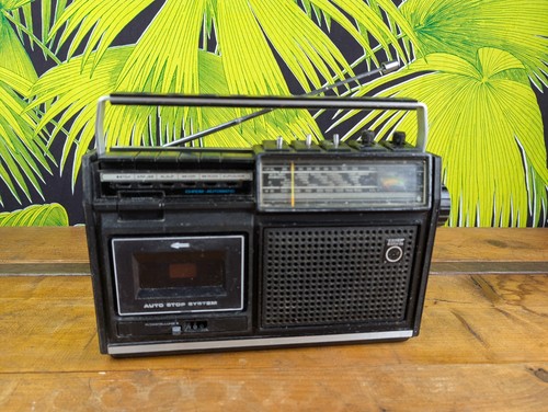 Ghettoblaster universum - ghettoblaster,