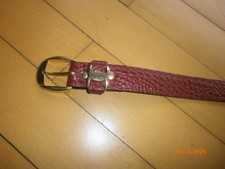 Damen Gürtel rot kroko Druck