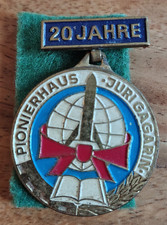 Abzeichen DDR 20 Jahre Pionierhaus Juri Gagarin Karl-Marx-Stadt
