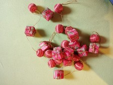 Weihnachten Deko Girlande Päckchen und Kugeln etwa 270 cm