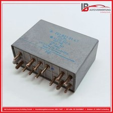 MERCEDES BENZ W201 - W124 Relais Blinklicht AHK 2018210147