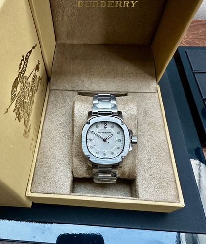 Burberry the britain - burberry,