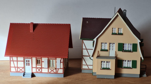 Modellhaus mit - 2x,