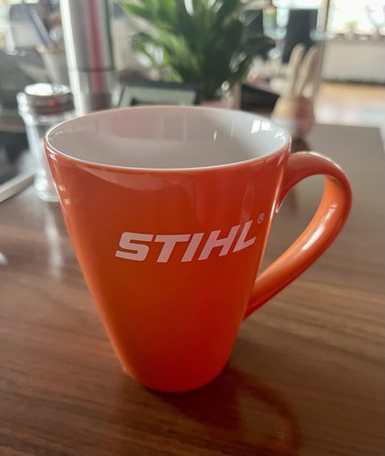 Tasse kaffeetasse in orange - kaffeetasse,