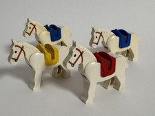 LEGO CASTLE / PFERDE / WEISS / 4 STÜCK – Jeweils mit Sattel / Konvolut / 80er