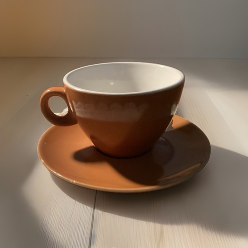 Braune cappuccino tasse mit - cappuccino,