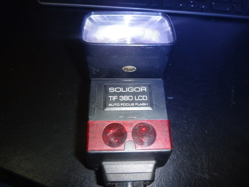 Soligor auto focus flash - auto,