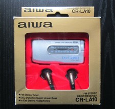 AIWA CR-LA10 FM Stereo Tuner Radio DSL Stadionradio Taschenradio+Ohrhörer in OVP