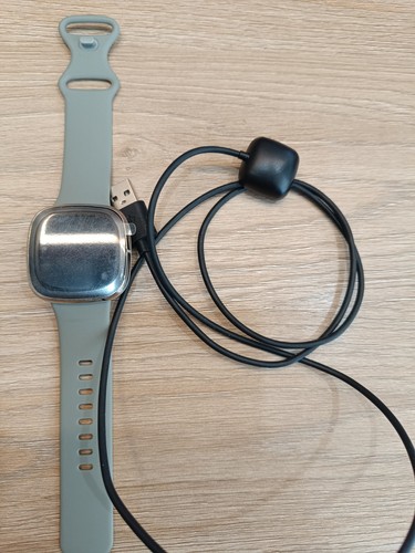 Fitbit sense fb512 - sense,