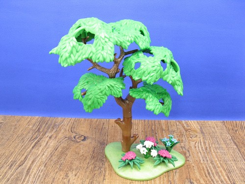 Baum mit blumen - cm, city