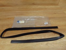 Fensterführungsschiene vorne