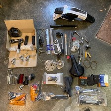 Fahrradteile Werkzeug Schläuche Dämpferpumpe Griffe Sattel Speichen Mudguard M02