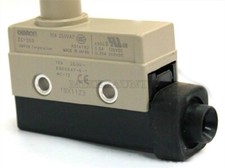 1Pcs New Limit Switch Omron