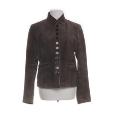 Sticks and Stones, Lederjacke