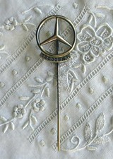 ALTE GOLDENE ANSTECKNADEL -