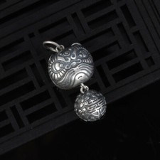 B35 Anhänger Löwe Fabelwesen Kopf mit Kugel 925 Sterlingsilber