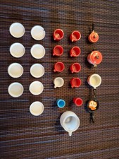 Puppengeschirr / Puppenhaus / DDR /  Plastik / Tassen / Teller / 26 Teile