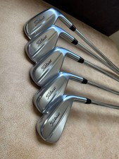 Titleist T250 2025 Eisensatz