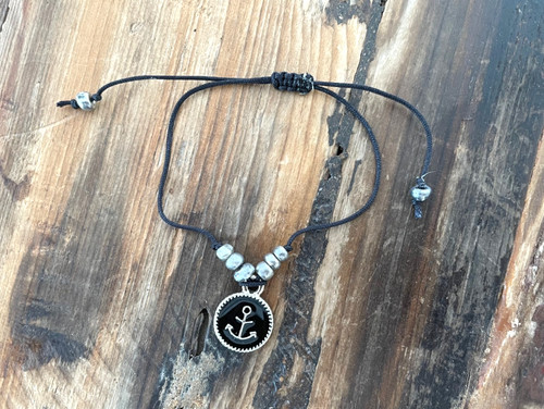 Armband mit schiebeknoten - schiebeknoten,