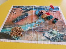 4 Mini Militärfahrzeug u.a. 2 Panzer  1:87 und ca.180 Soldaten,mit Unterlage