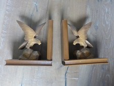 2 Holz-Buchstützen - Motiv "Adler"