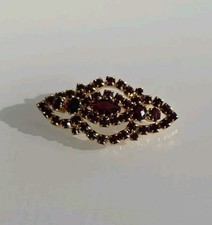 BROSCHE GRANATE ALT Form siehe Foto